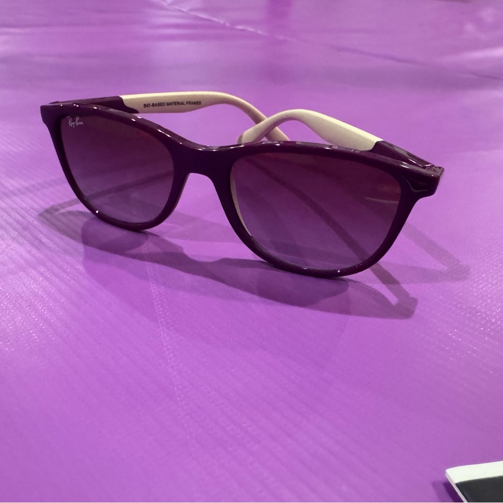 Brand New Ray-Ban Jr. RJ9077S Kids sunglasses- Purple & Violet/Gray Gradient - Picture 13 of 14
